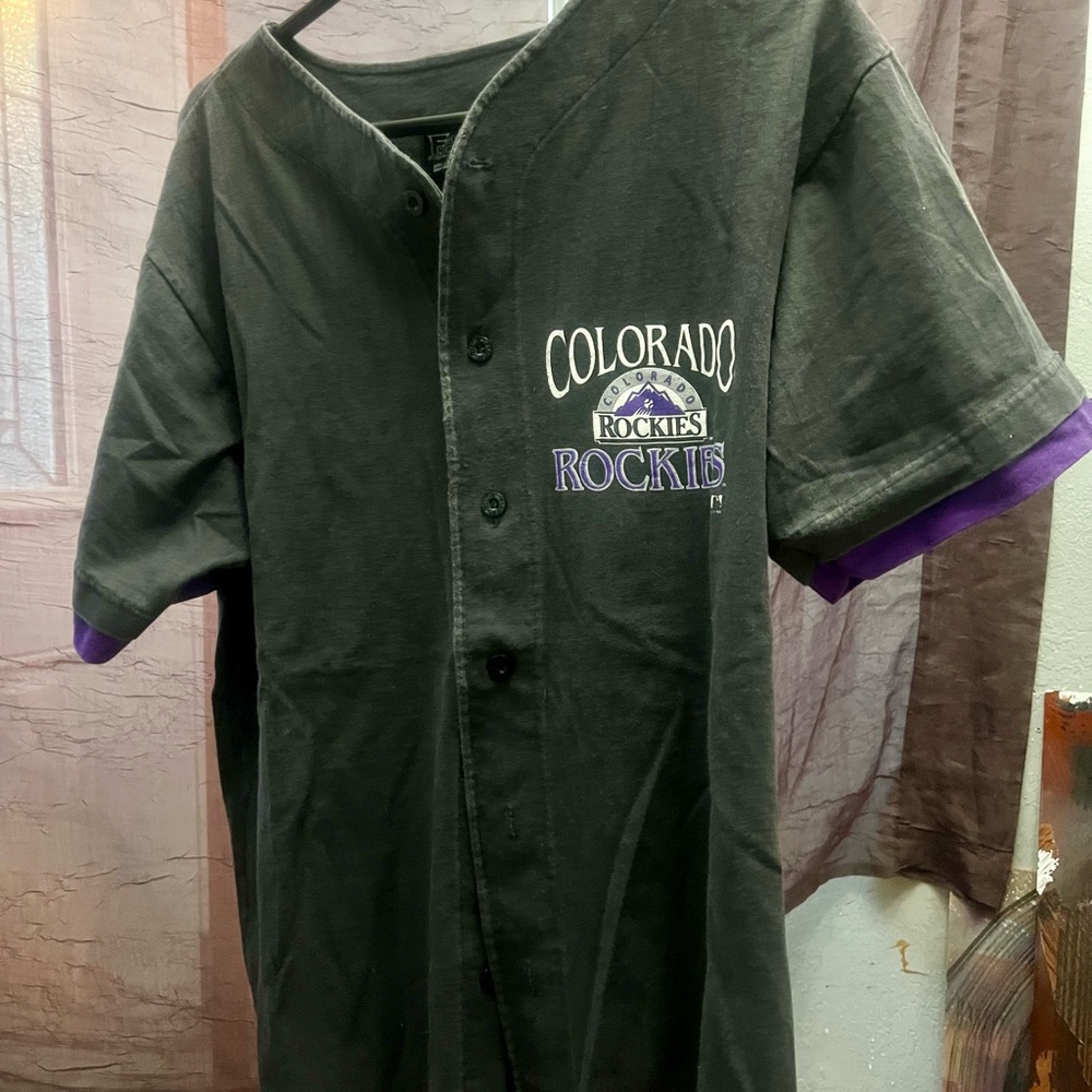 Vintage 1996 front row Colorado Rockies Black Button-Up Shirt